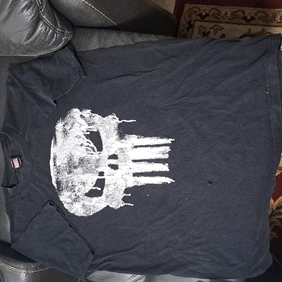 Marvel Mad Engine Punisher tee XL vintage graphic black & white EUC - Picture 2 of 4